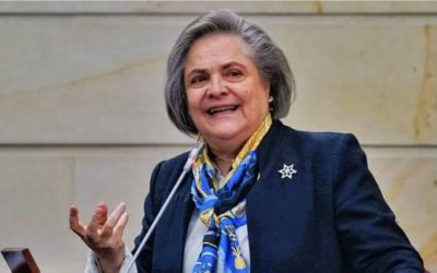 Senadora Clara López interpuso tutela contra la Registraduría para frenar escrutinios por falta de seguridad digital en los formularios E-14