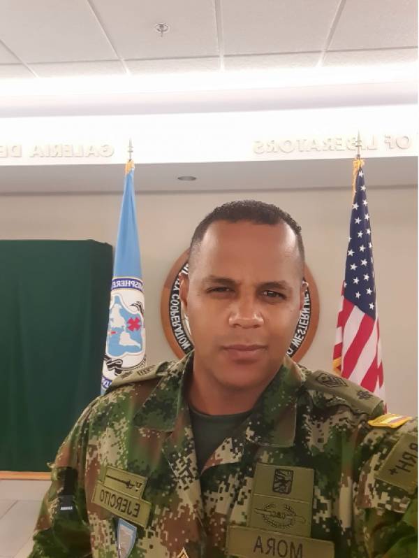 Sargento Carlos Eduardo Mora.