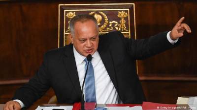 Diosdado Cabello amenaza con ejecutar bienes del diario El Nacional